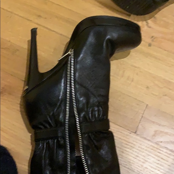 Michael Kors Boots - Picture 3 of 4